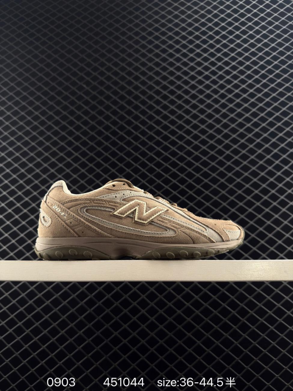 Most Expensive Shoes Sneakers New Balance 204L New Balance thin soled shoes thin soled leather shoelaces German training system shock abso